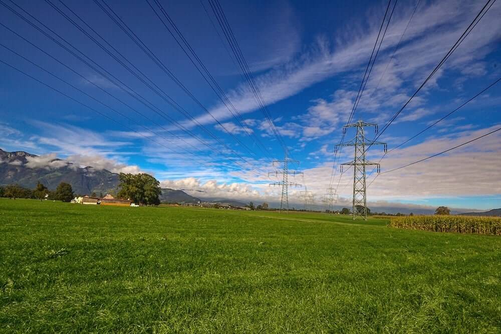operating power transmission lines